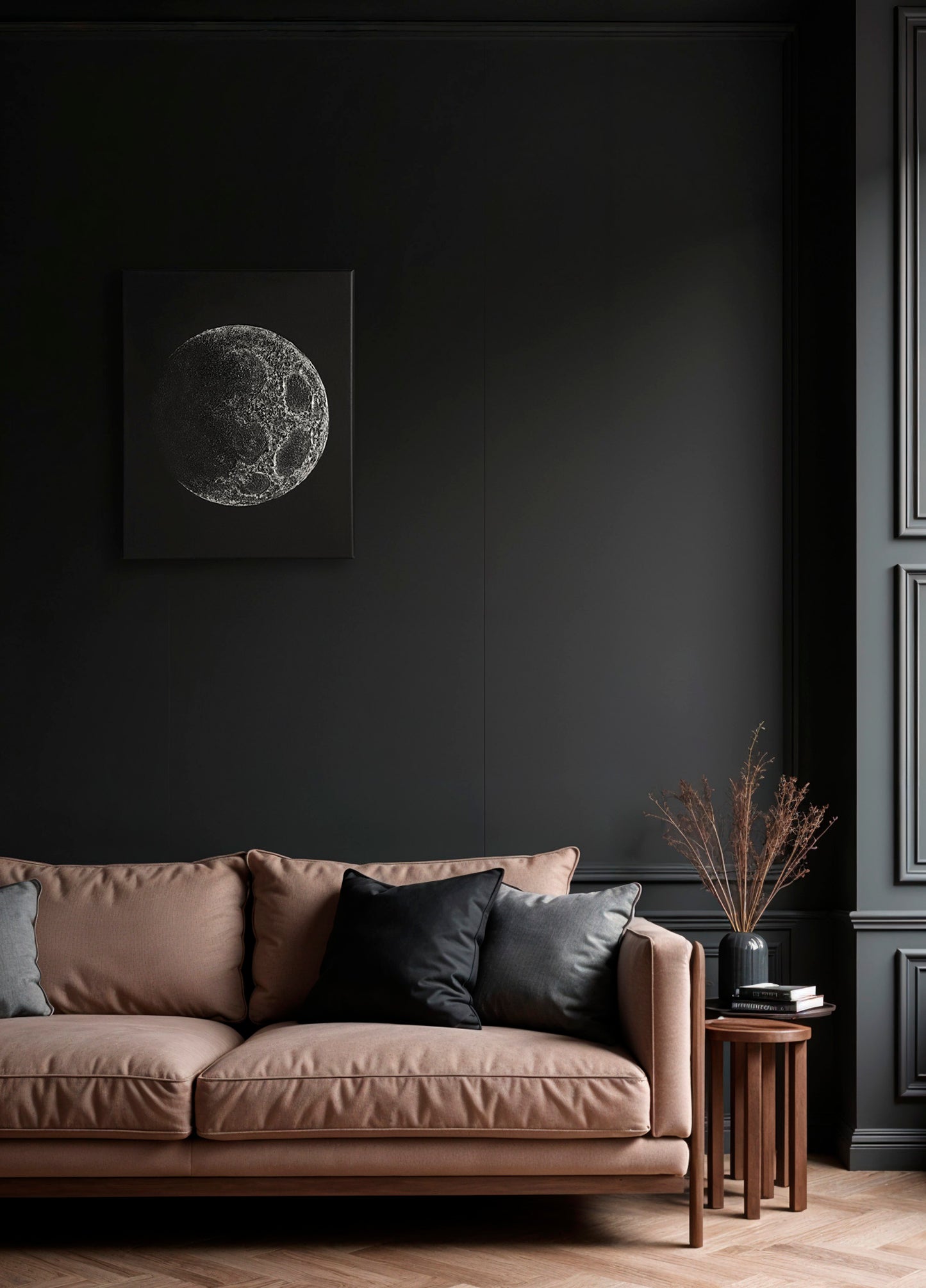Moon M004