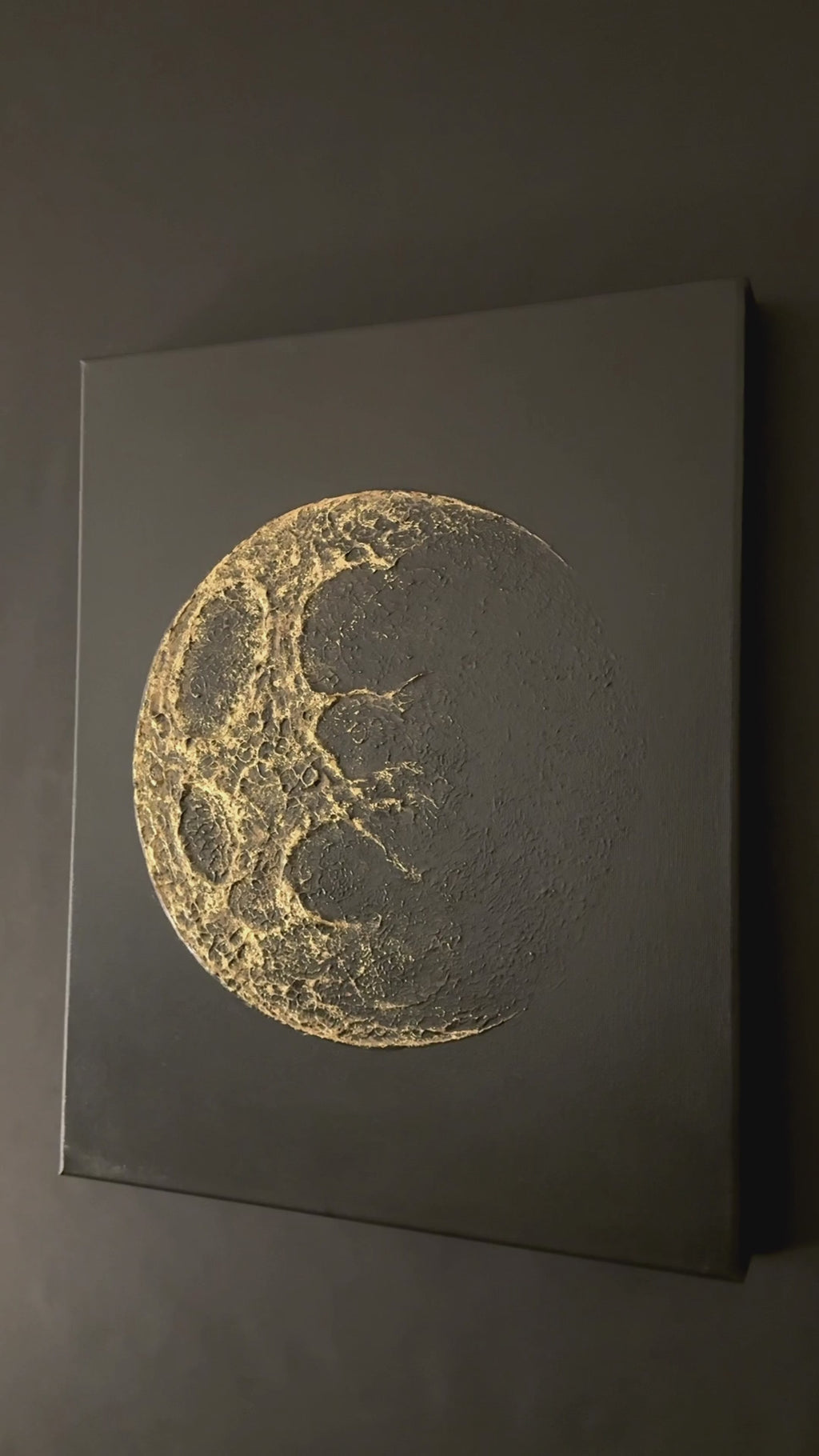 Moon M003